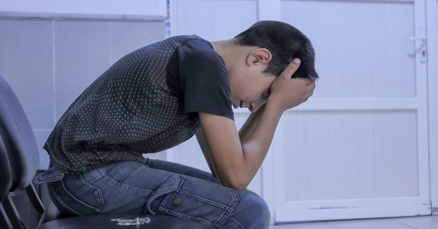 عادت والدین که بی سر و صدا به فرزند شما آسیب می رساند