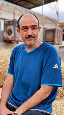 عکس مهران غفوریان با ریش سفید در آغوش حیایی توجه هم را جلب کرد/ بازیگران سینما ایران در حال پیر شدن