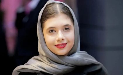 نفس بازغی در آغوش پدرش چشم ها را خیره کرد