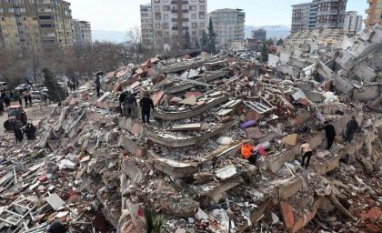 هنگام وقوع زلزله و پس از آن چه باید کرد؟ راهنمای هلال احمر !