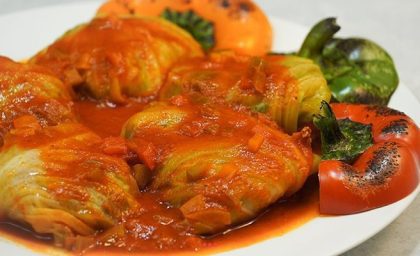 کلم شکم‌پر متفاوت: دستور غذایی شگفت‌انگیز با طعم نو + ویدیو