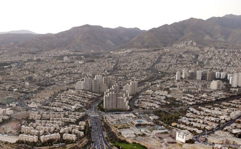 گرمای تابستان در بهار به تهران می‌آید