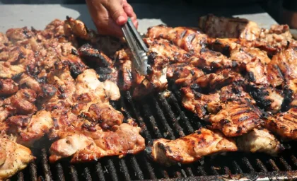 چگونه کباب باربیکیو از غذای پنهانی برده‌ ها به یک رسم اجتماعی و سرگرمی تبدیل شد؟