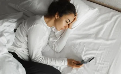 7 نکته عملی برای فراموش کردن کسی، و اینکه واقعاً چقدر طول می‌کشد