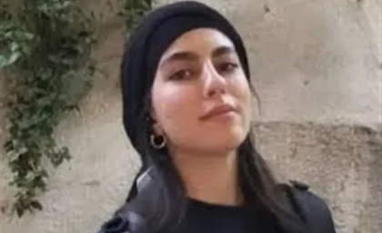 دختر رئیس جمهور به دیدار خانواده داغدار مرحومه الهه حسین نژاد رفت+ عکس