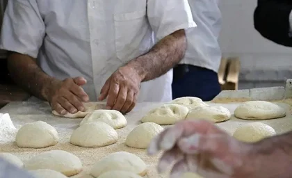 شبانه روزی شدن نانوایی ها در استان های شمالی کشور/ مشکلی بابت تامین نان در تهران و سایر استان ها نداریم
