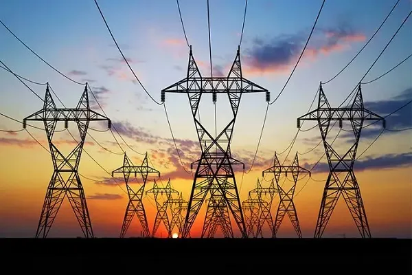 مصرف بالا؛ زندگی در تاریکی/ دلیل خانوشی ها لو رفت؟/ قطعی برق خودتان به گردن خودتان!