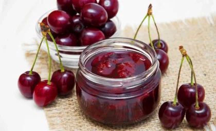 طرز تهیه کمپوت آلبالو خوشمزه + فیلم