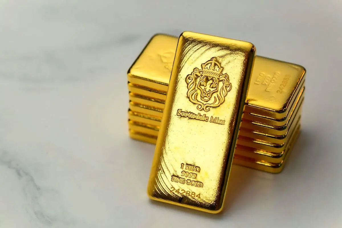 تحلیل قیمت طلا و سکه در ۶ تیر ۱۴۰۴ و پیش بینی فردا بر اساس تحولات سیاسی روز