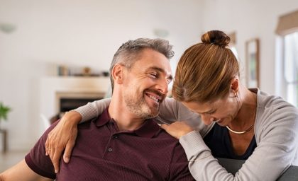 مهارتی که زوجین قوی دارند: طنز