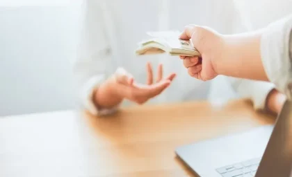 آخرین مهلت پرداخت عیدی فرهنگیان بازنشسته: تا ۱۶ خرداد منتظر باشید! / جزئیات واریز در اطلاعیه رسمی آموزش و پرورش