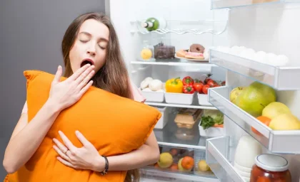 ارتباط غذا و کیفیت خواب | چگونه غذا بر خواب و رویاهای ما تاثیر می‌ گذارد؟ / کدام غذاها خواب را مختل می‌ کنند؟ + آیا روزه‌ داری خواب را عمیق‌ تر می‌ کند؟