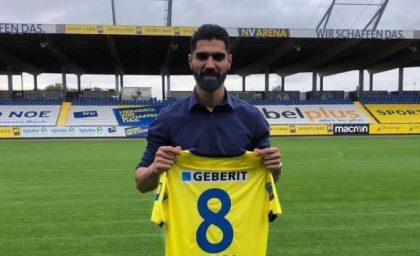 رضا اسدی، شاه مهره ی پرسپولیس، استقلالی شد