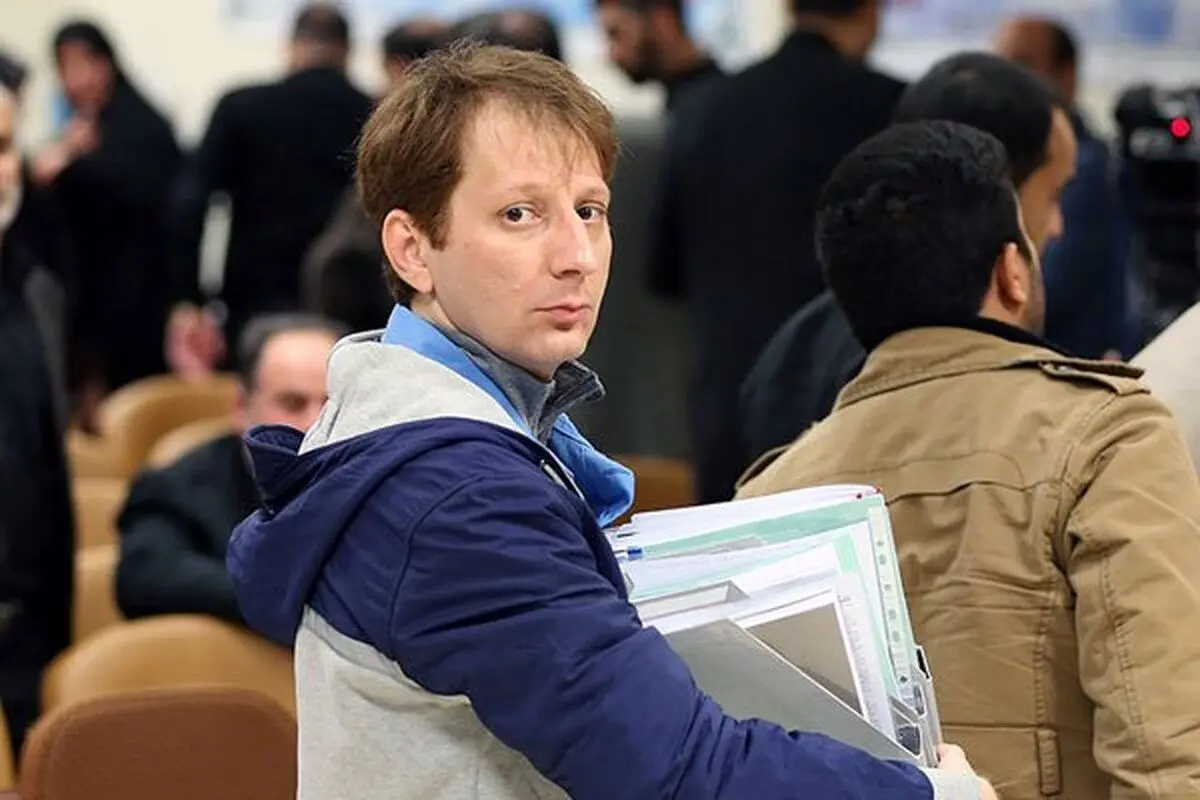 خرید باشگاه پرسپولیس توسط بابک زنجانی | هوادران پرسپولیس رسما به بابک زنجانی پیام دادند / وضعیت باشگاه پرسپولیس در ماه پایانی تابستانی