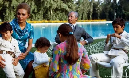 فوزیه فواد و محمدرضا پهلوی پس از مراسم عروسی ۸۷ سال پیش در مصر + عکس