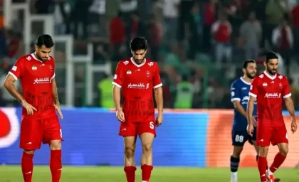 خبر عجیب از باشگاه پرسپولیس | لیدر پرسپولیس، هوادار خانم را از ورزشگاه بیرون کرد!