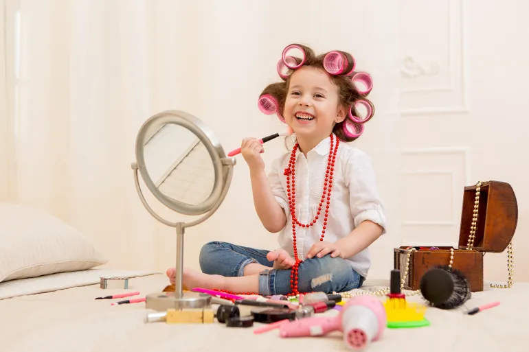 آموزش‌ های کاربردی برای وقت‌ شناس کردن نسل جدید: چگونه فرزندانمان را در عصر دیجیتال، مدیر زمان کنیم؟ دکتر پریسا کربلایی حسنی پاسخ می دهد