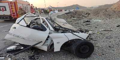 حادثه در محور کاشان: 3 نفر در واژگونی خودروی ال‌ ۹۰ مصدوم شدند / واژگونی ال‌ ۹۰ در کاشان سه مصدوم برجا گذاشت