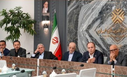 در وزارت جهاد نوری قزلجه مدیر نیست، واردکننده مدیریت می‌کند