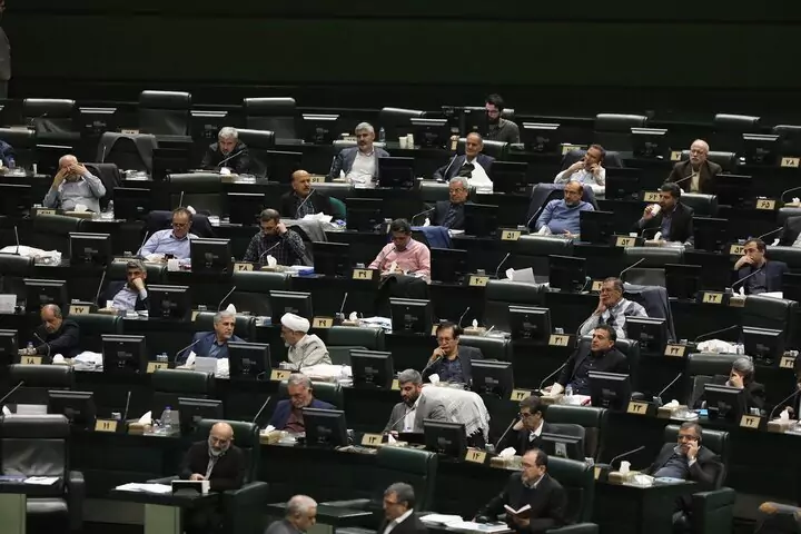 تنش دوباره در روابط دولت و مجلس: ترمیم کنید تا استیضاح نکنید؛ استراتژی جدید نمایندگان برای تغییر کابینه