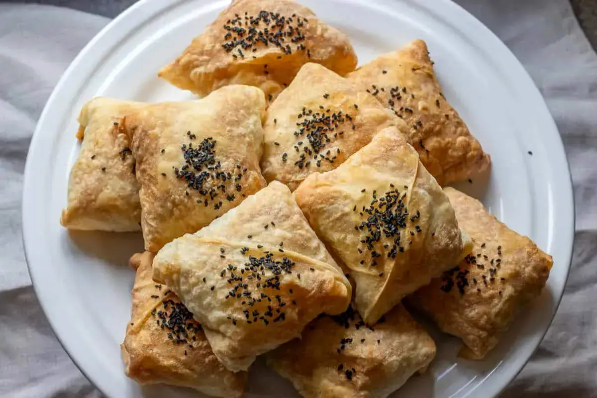 اسنک خانگی با گوشت و یوفکا!/ خوشمزه و ترد!/ فوت‌وفن‌های حرفه‌ای آشپزی برای هر خانه