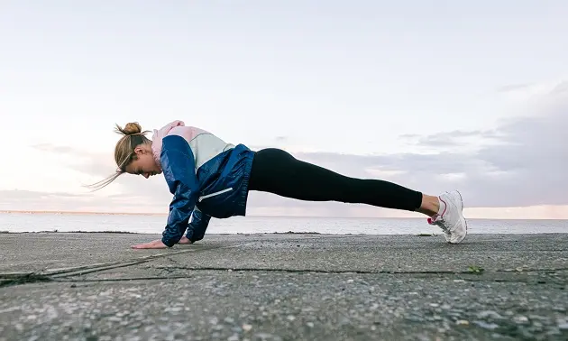 چربی‌سوزی کل بدن در ۲۰ دقیقه با تمرین تاکتیکال / تمرین سریع و مؤثر برای همه سطوح ورزشی