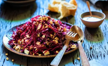 سالاد مخصوص شب یلدا با طعم پاییز / ایده‌ای تازه برای سفره شب یلدا / فوت‌وفن حرفه‌ای