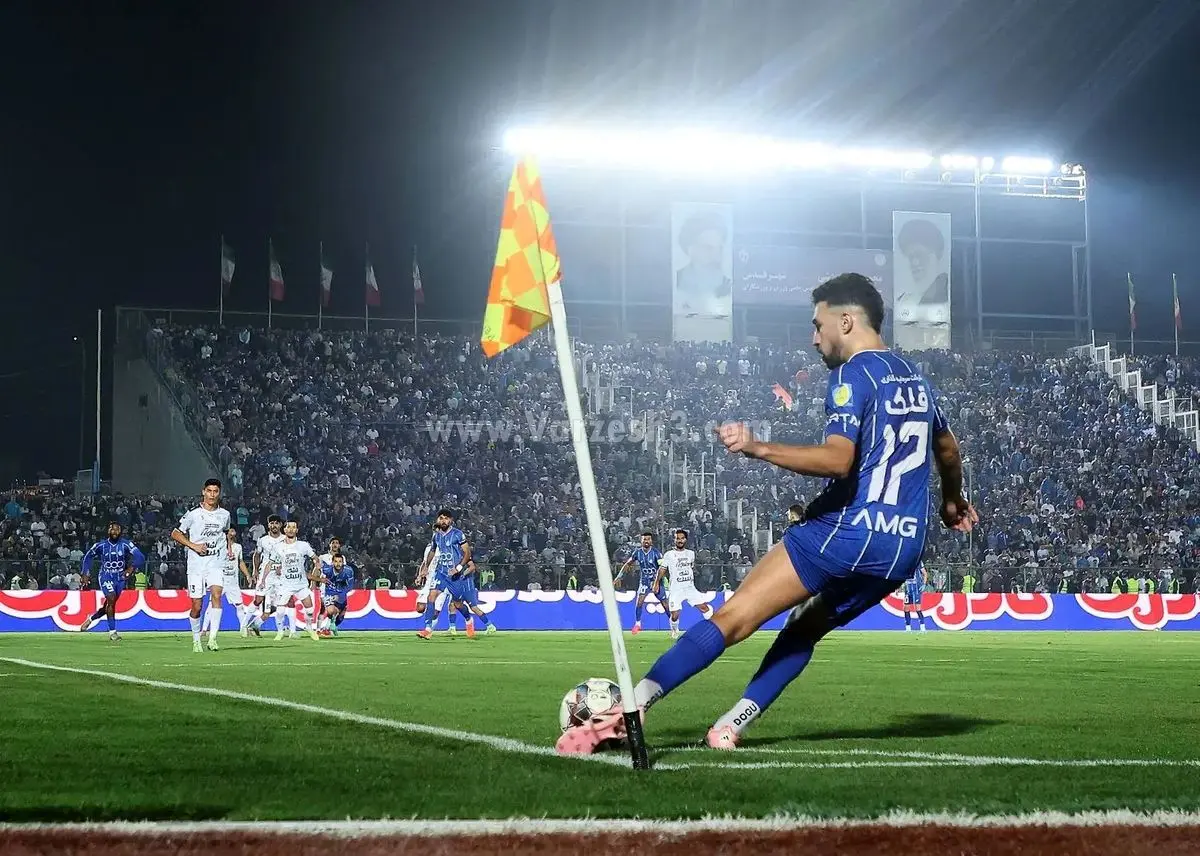 بهترین خبر برای استقلالی‌ها و ساپینتو قبل از دربی؛ حضور غیرمنتظره منیر الحدادی / اردوی استقلال با خبر خوب بازیکن کلیدی پیش از دربی ۱۰۶