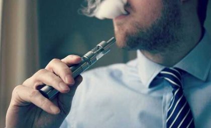 سیگار الکترونیک و تهدیدهای پنهان برای سلامتی / خطرات مصرف سیگار الکترونیک که نباید نادیده بگیرید