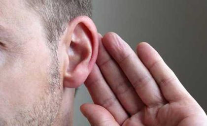 بهترین سمعک برای کم‌شنوایی شدید کدام است؟ راهنمای کامل انتخاب + نکات مهم