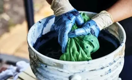 راهنمای کامل رنگ کردن لباس در خانه / نحوه رنگ کردن انواع لباس با مواد طبیعی و شیمیایی / ترفندهای ثبات رنگ لباس