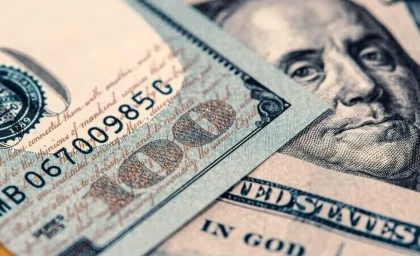 قیمت ارز امروز چهارشنبه ۲۲ بهمن ۱۴۰۴ / جدول کامل قیمت دلار، یورو و سایر ارزها / تحلیل روند بازار و پیش‌بینی تغییرات آتی