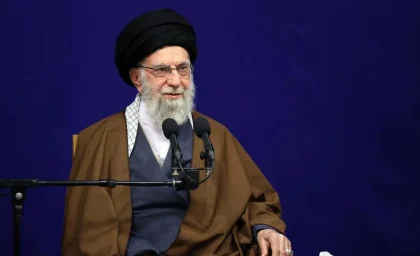تصاویر دیدار والدین شهید نصرالله با رهبر انقلاب فاش شد: لحظه‌ای تاریخی از پیوند ایران و مقاومت لبنان / راز دیدار پدر و مادر سیدحسن نصرالله با رهبر معظم انقلاب: انتشار عکس‌های معنادار پس از درگذشت پدرشان