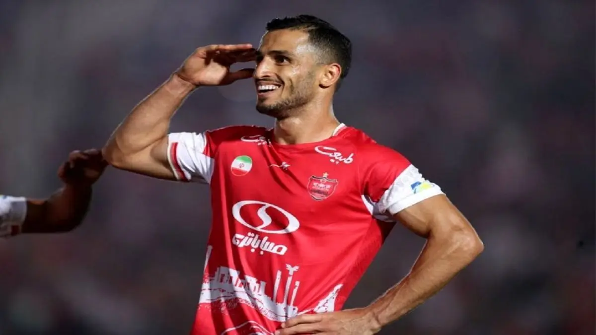 خبر مهم پرسپولیس از واکنش جنجالی علیپور پس از شکست پرسپولیس: «تو حرف مفت می‌زنی!» / درگیری لفظی علیپور بعد از باخت پرسپولیس سوژه رسانه‌ها شد