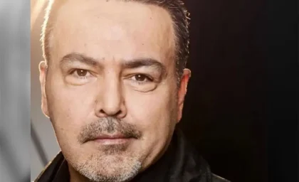 واکنش فریبرز عرب‌نیا به شایعه حمایتش از نظام پادشاهی