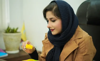 چالش‌ های نسل جدید در اینستاگرام: راهنمای والدین برای دنیای آنلاین با آموزش های روانشناس کودک و نوجوان دکتر پریسا کربلایی