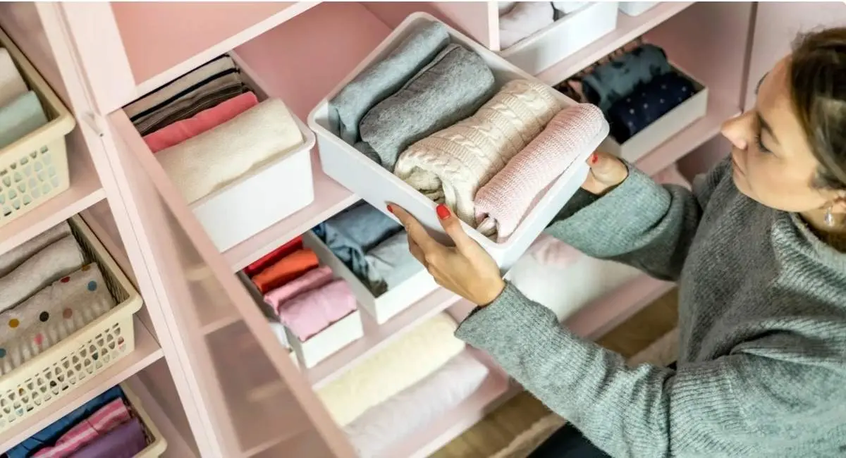 ترفندهای حرفه‌ای برای مرتب کردن کمدها در خانه‌تکانی عید / راهنمای ساده و کاربردی برای نظم دادن به کمدها قبل از نوروز