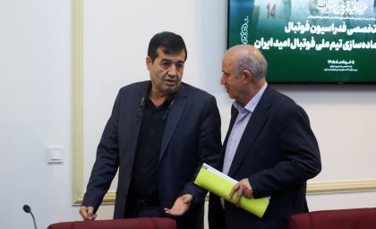 حل معمای ویزای ملی‌پوشان فوتبال در دستور کار وزیر ورزش و مهدی تاج قرار گرفت