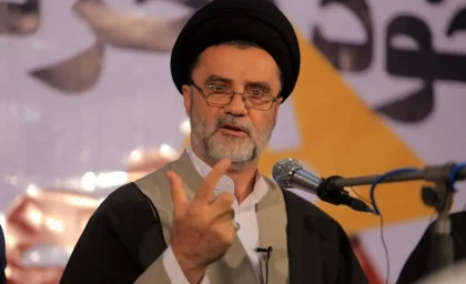 سؤال غیرمنتظره نبویان خبرساز شد؛ «آیا کودتایی در راه است؟» + عکس / اظهارنظر تازه نبویان موجی از واکنش‌ها را به دنبال داشت / عکسی که همزمان با طرح این پرسش جنجالی مورد توجه قرار گرفت