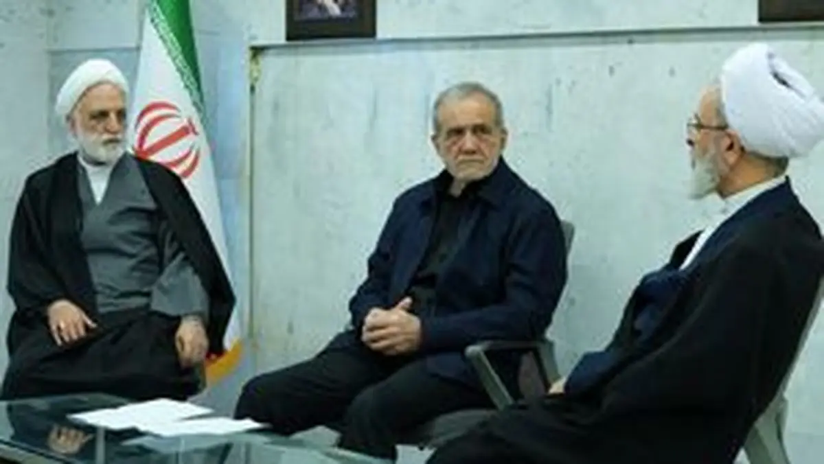 پزشکیان به شایعات استعفا پاسخ داد؛ اظهارات تازه رئیس‌جمهور خبرساز شد / واکنش صریح پزشکیان به ادعای استعفا؛ «نگرانی اصلی من این است…» / پزشکیان سکوت را شکست؛ پاسخ متفاوت به شایعات استعفا و هشدار درباره اختلاف‌افکنی‌ها