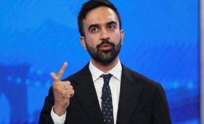 جنجال در نیویورک؛ شهردار مسلمان آیپک را «وحشی» خواند | زهران ممدانی: لابی صهیونیستی میلیون‌ ها دلار برای تحریک آمریکایی‌ ها علیه یکدیگر هزینه می‌ کند / انتقاد تند از نتانیاهو و نقش آیپک در تأمین مالی نسل‌کشی غزه
