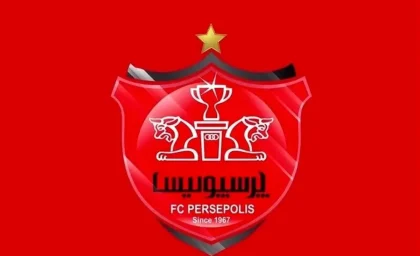 لغو پنالتی جنجالی پرسپولیس مقابل چادرملو در دقایق مرگبار؛ تصمیم بحث برانگیز موعود بنیادی فر، تغییر ناگهانی پس از سوت اولیه، نقش VAR و اعتراض شدید بازیکنان سرخ پوش در شبی پرحاشیه و تاثیرگذار در سرنوشت مسابقه
