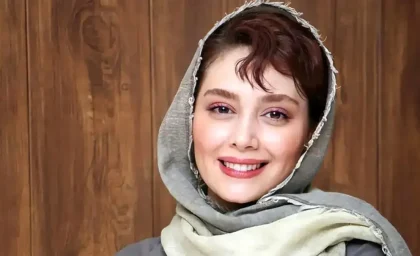 عکس/ جذابیت همیشگی دیبا زاهدی؛ واکنش کاربران به استایل متفاوت همسر محسن تنابنده | تصویری از خانم بازیگر که با استایل ساده و زیبایش، نظر بسیاری را جلب کرده است / کاربران: «زیبایی خدادادی که هیچ وقت کهنه نمیشود» + جزئیات