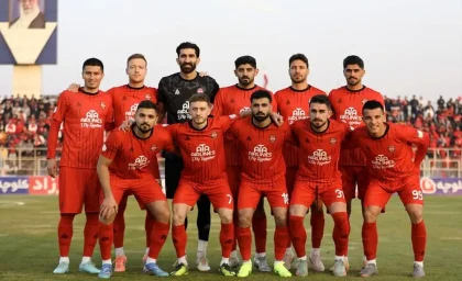 بمب نقل‌وانتقالاتی در تراکتور؛ شایعه انتقال لوشکیا به امارات تکذیب شد! / واکنش تند باشگاه تراکتور؛ خبر جدایی لوشکیا همه را شوکه کرد / شایعه داغ در تبریز؛ لوشکیا به امارات می‌رود؟ پاسخ رسمی آمد / جدال با شایعات؛ تراکتور درباره انتقال لوشکیا موضع گرفت / خبر جنجالی از اردوی تراکتور؛ ماجرای لوشکیا خبرساز شد
