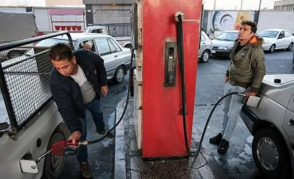طرح جدید مدیریت مصرف سوخت ۱۴۰۵ | سهمیه بنزین هر خودروی شخصی همچنان ۶۰ لیتر با نرخ ۱۵۰۰ تومان + ۱۰۰ لیتر با نرخ ۳۰۰۰ تومان / جزئیات تغییرات احتمالی در ذخیره‌سازی سوخت و حذف کارت آزاد جایگاه‌ها