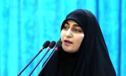 زینب سلیمانی با این عکس خبرساز شد؛ آیا پیام مستقیم به اسرائیل ارسال شده است؟ | جزئیات کامل واکنش‌ها / انتشار تصویر جنجالی از زینب سلیمانی؛ موج برداشت‌های سیاسی در فضای مجازی / پشت‌پرده عکس بحث‌برانگیز زینب سلیمانی؛ کاربران چه برداشتی کردند؟