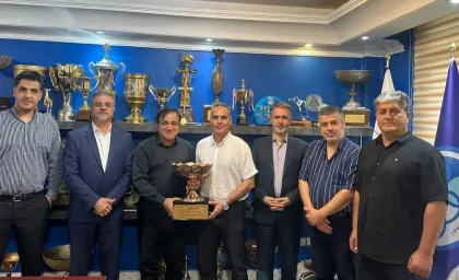 اولین جام هندبال استقلال؛ کازرون نامش را در تاریخ آبی‌ها ثبت کرد