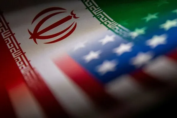 تداوم توافق به امضا نیست؛ به منافع دو طرف بستگی دارد / آیا صرف امضای پزشکیان و ترامپ تضمین‌کننده پایداری توافق خواهد بود؟ / بررسی یک تحلیل سیاسی درباره آینده توافق‌ها
