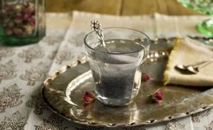 فوری؛ طرز تهیه شربت گل محمدی خانگی خوش‌رنگ و معطر / آموزش کامل یک نوشیدنی سنتی و پرخاصیت تابستانی / راز طعم و عطر بی‌نظیر در خانه