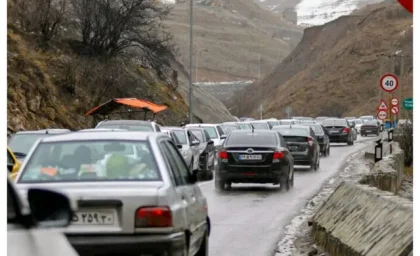 گزارش کامل وضعیت ترافیک در محور کندوان و آزادراه تهران–شمال / ترافیک سنگین در شمال کشور و انسداد چالوس؛ آزادراه تهران–شمال هم زیر فشار تردد + بررسی آخرین محدودیت‌ها و مسیرهای جایگزین